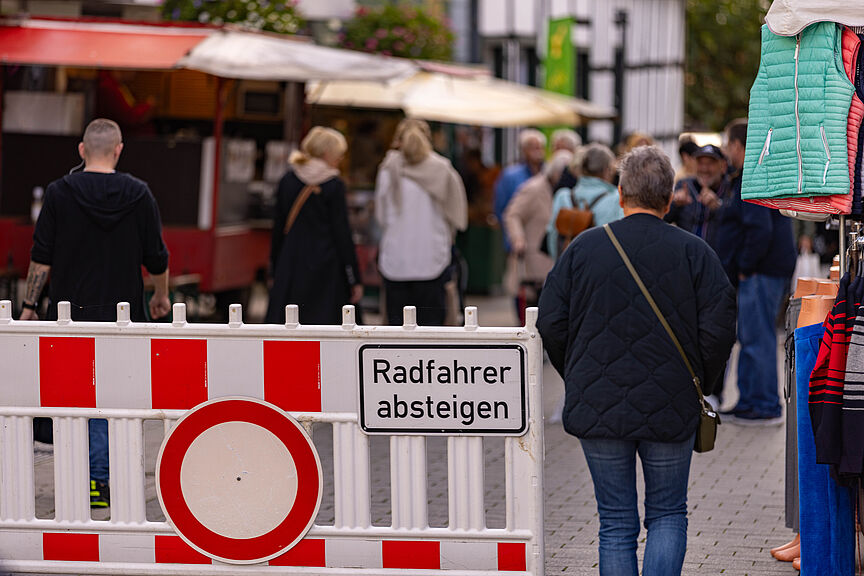 Nachtfahrverbot für Radfahrende Fahrverbot in der Fussgängerzone